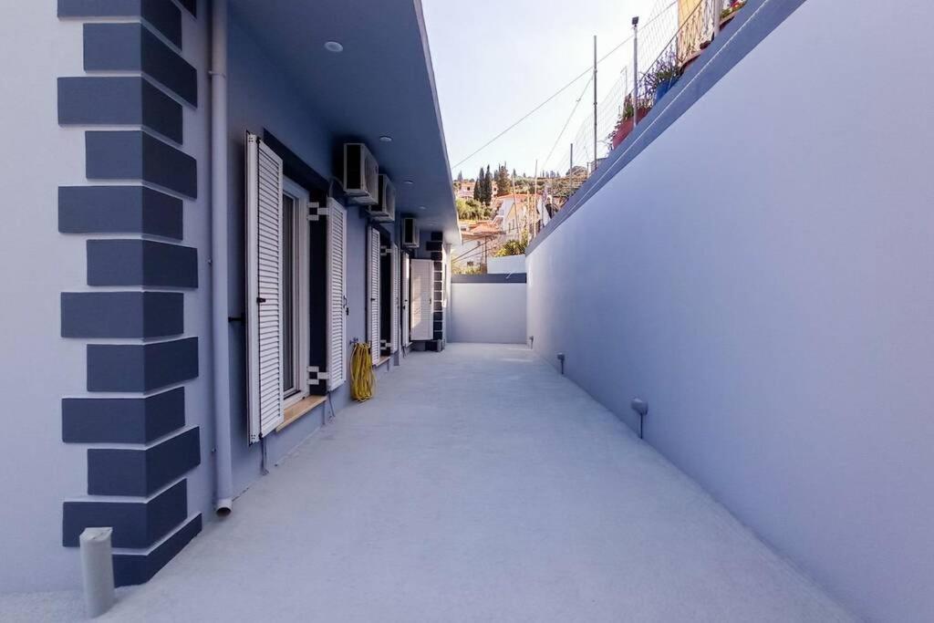 Melina Apartment Порос Экстерьер фото