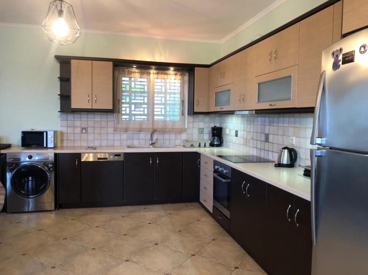 Melina Apartment Порос Экстерьер фото